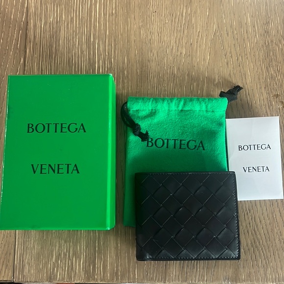 Bottega Intrecciato Bi-Fold Wallet